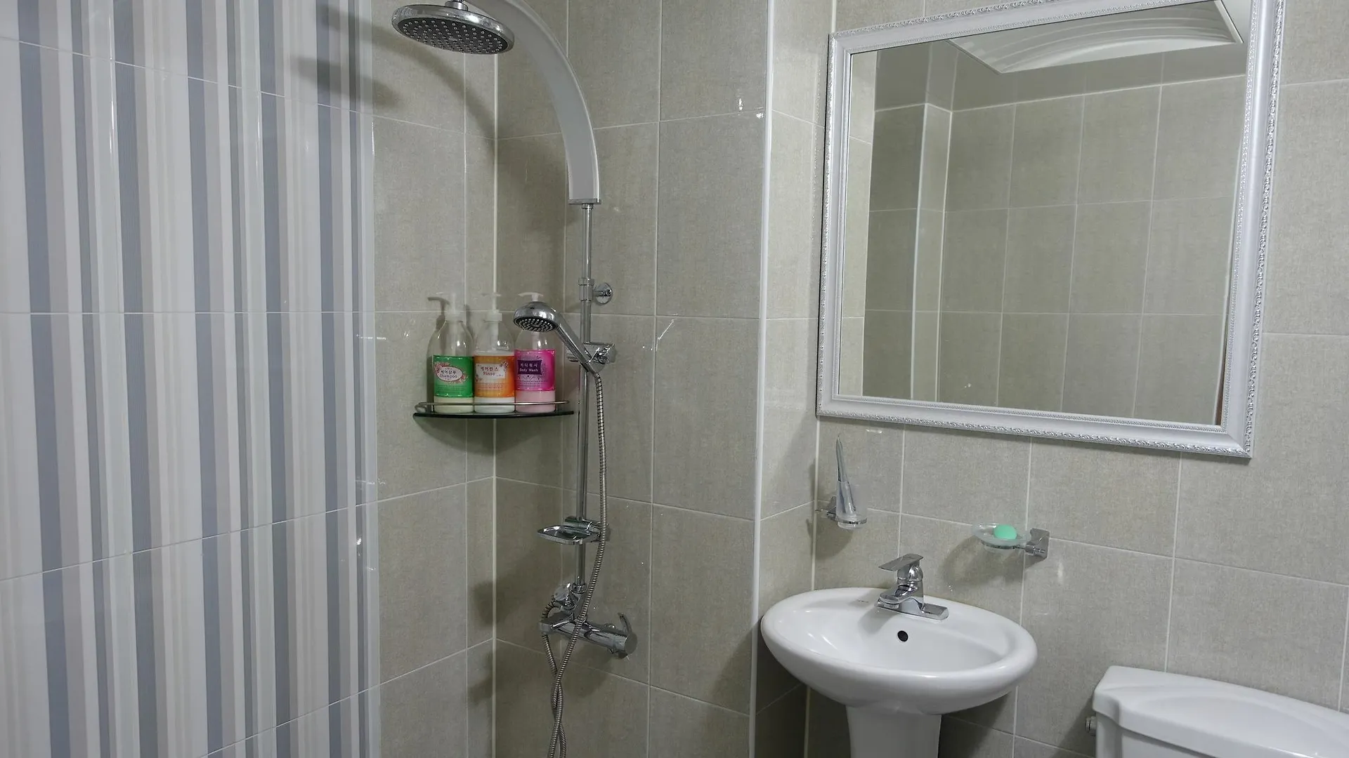 Yellow Hostel Songdo Beach Busan